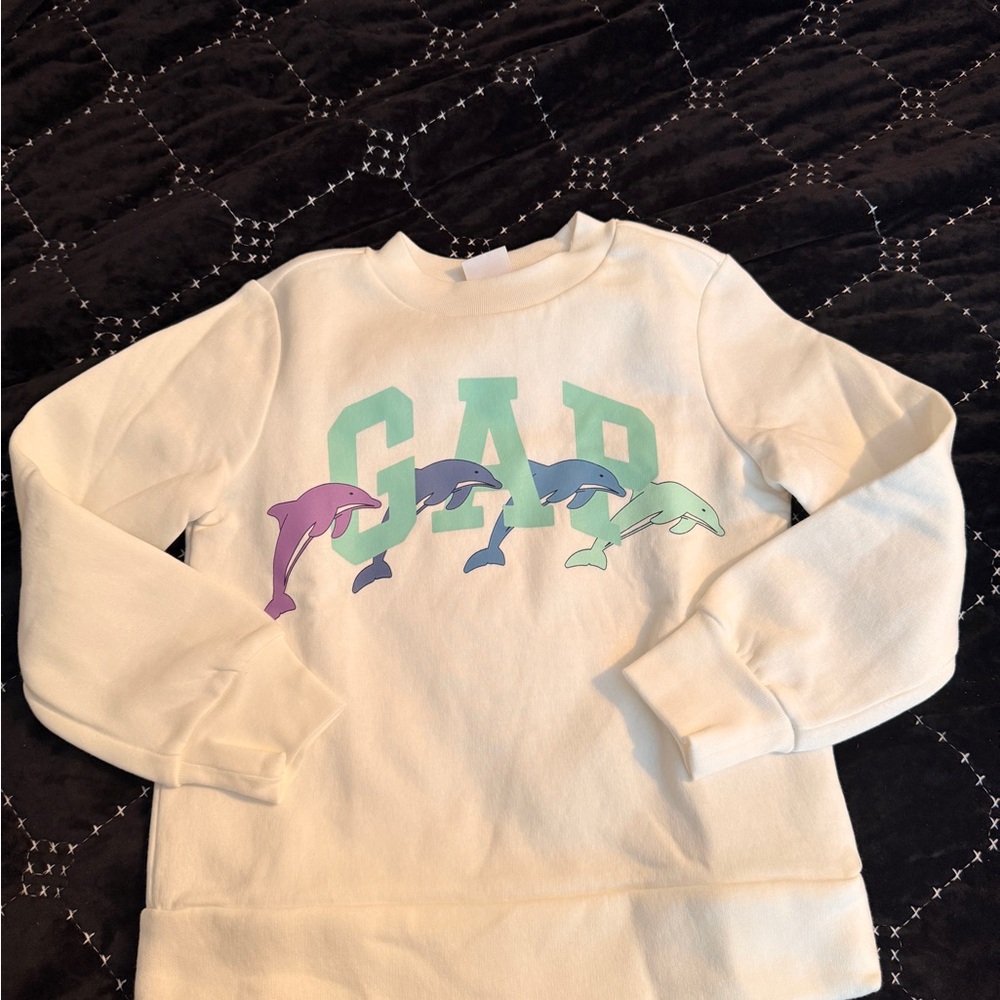 GAP Kids White Sweatshirt with Vibrant Dolphin Print. Never worn